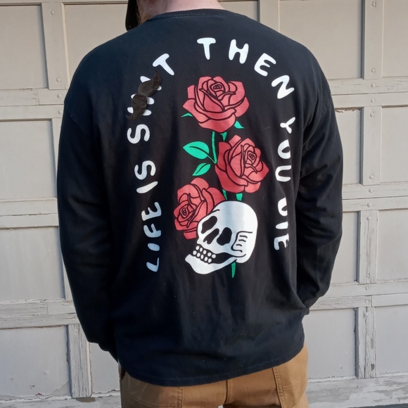Spencer's Other - SALE - SPENCERS SKULL ROSE LONG SLEEVE T SHIRT XL